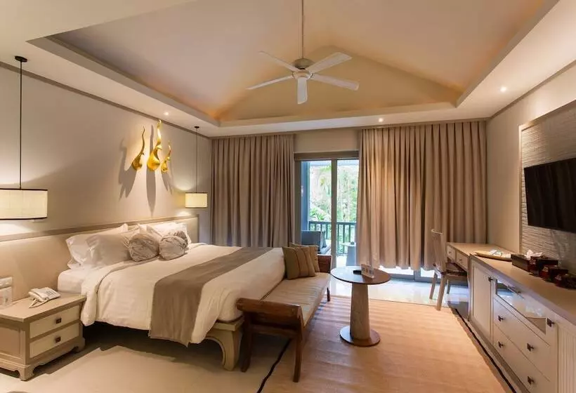 プールの見えるデラックスルーム, Rocky S Boutique Resort   Veranda Collection Samui   Sha Extra Plus