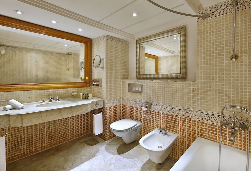 اتاق لوکس با تخت دو نفره بزرگ, Jaz Sharm Dreams