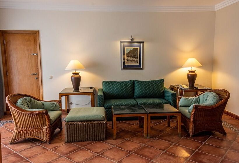 سوییت جونیور, Jaz Sharm Dreams