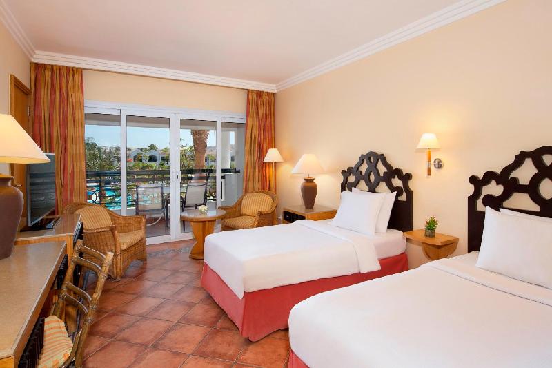 اتاق لوکس با چشمانداز استخر, Jaz Sharm Dreams