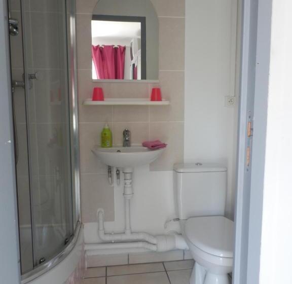 غرفة قياسية ثلاثية, Villa Gypsie