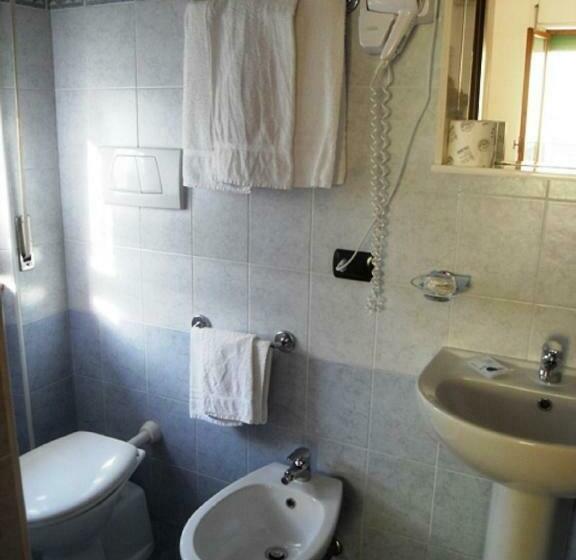 バルコニー付きスタンダードルーム, Ferrara