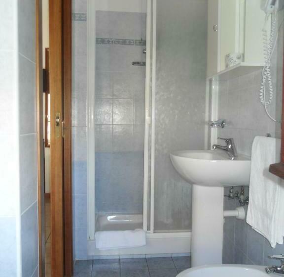 バルコニー付きスタンダードルーム, Ferrara