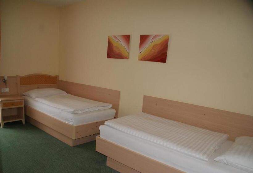 חדר משפחתי, Landhotel Restaurant Willingshofer