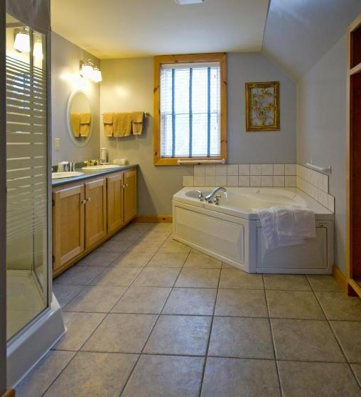 جناح سرير كينج, Mackenzie Motel & Cottages