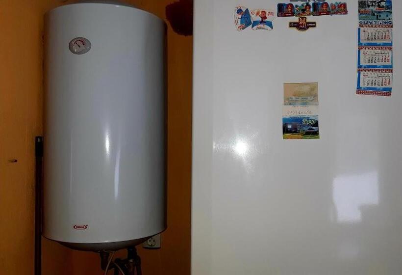 غرفة قياسية رباعية حمام مشترك, Dacha Podobovets 127