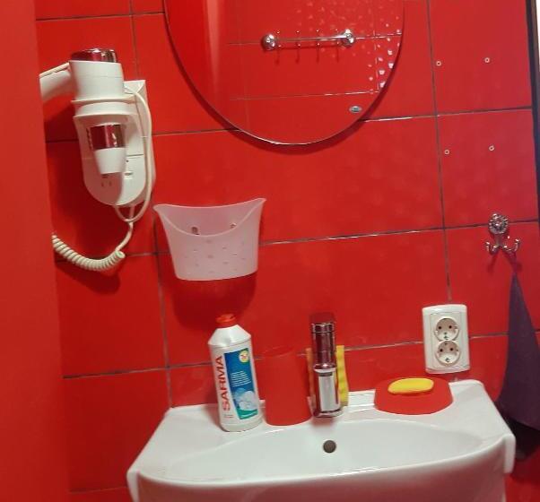 غرفة كومفورت ثلاثية, Dacha Podobovets 127