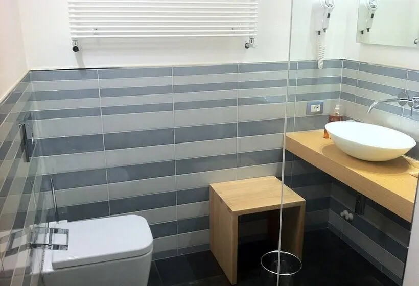 Standard Kolmen Hengen Huone, I Tibei Guesthouse Affittacamere
