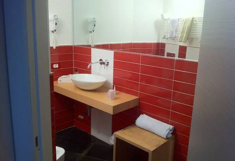 Standard Kolmen Hengen Huone, I Tibei Guesthouse Affittacamere