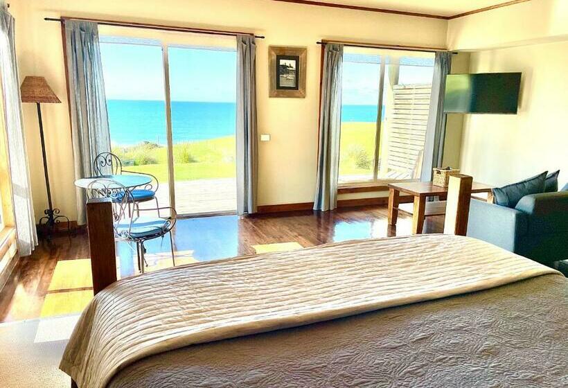 מיטת קינג בסוויטה, Castaways Apollo Bay