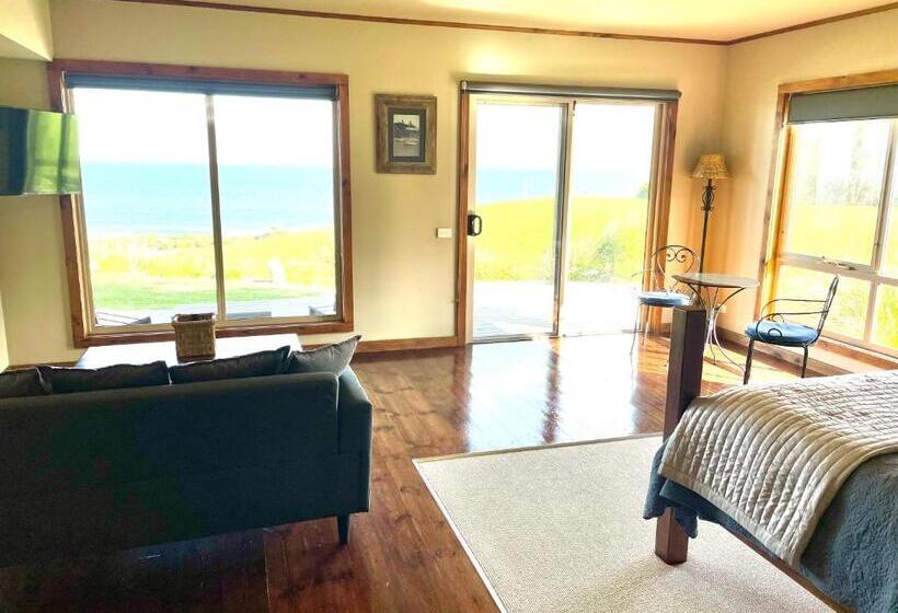 חדר סטנדרט עם מיטת קינג, Castaways Apollo Bay