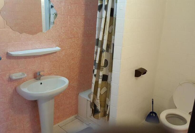 Családi Suite, Camelot