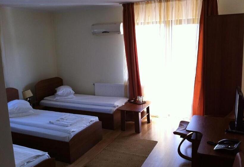 스탠다드 트리플 룸, Jrb