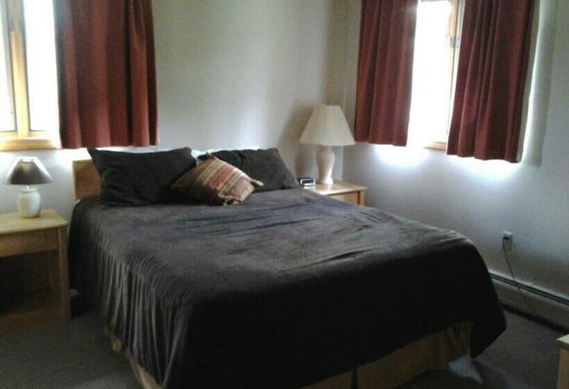 منزل 3 غرف نوم, Jack O Lantern Resort Lodging