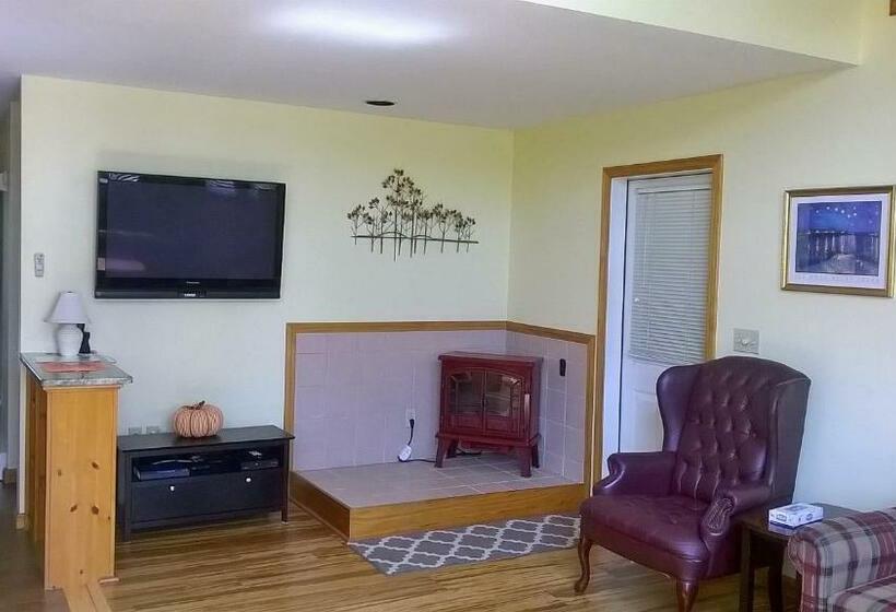 منزل 3 غرف نوم, Jack O Lantern Resort Lodging