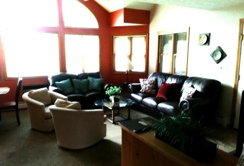 منزل 3 غرف نوم, Jack O Lantern Resort Lodging