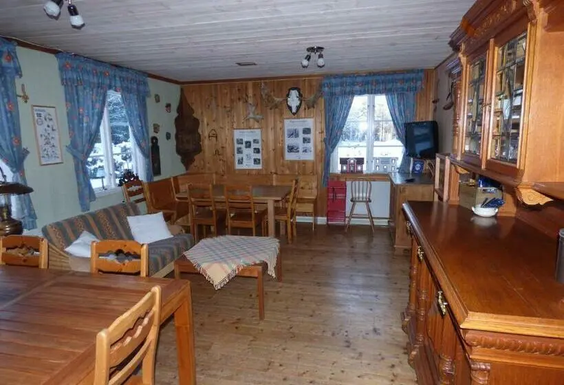 バス共有のスタンダードルーム, Nya Skogsgården Hostel