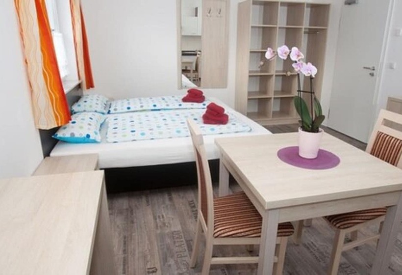 Номер Basic, Penny Pension