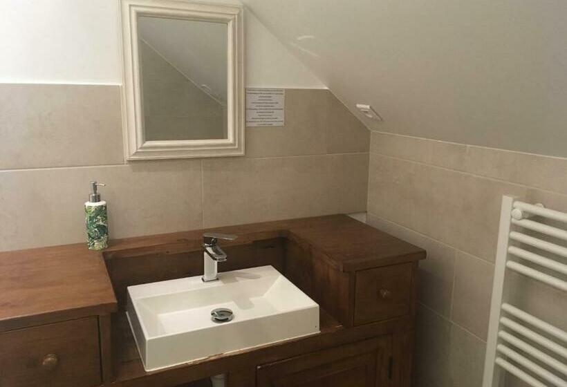 اتاق استاندارد, Caloupilé