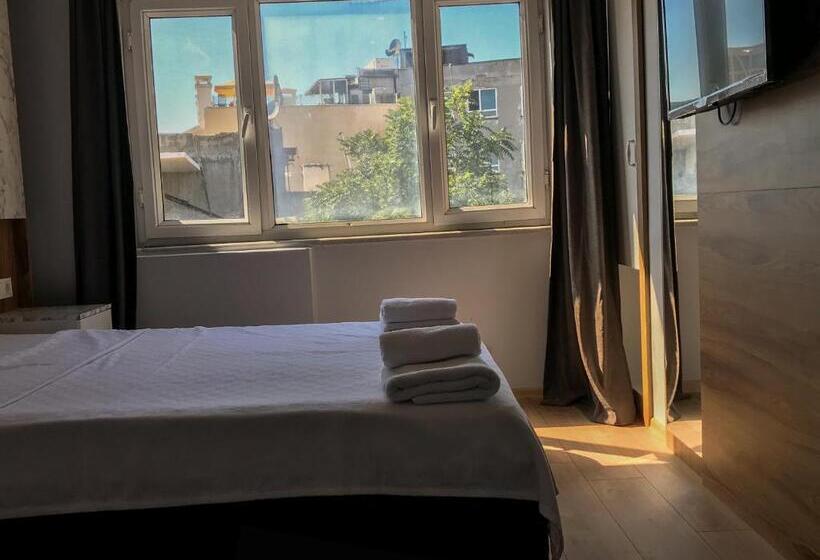 Economy Triple Room, Sultanahmet Nu
