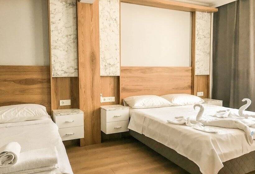 Economy Triple Room, Sultanahmet Nu