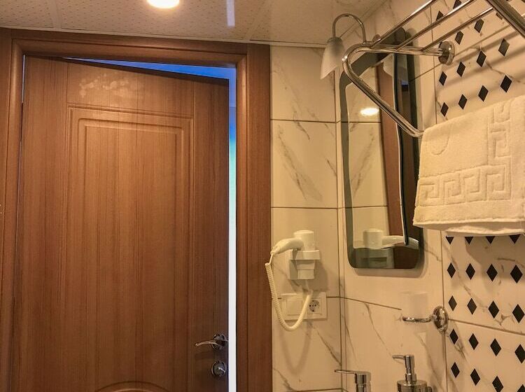 Economy Triple Room, Sultanahmet Nu