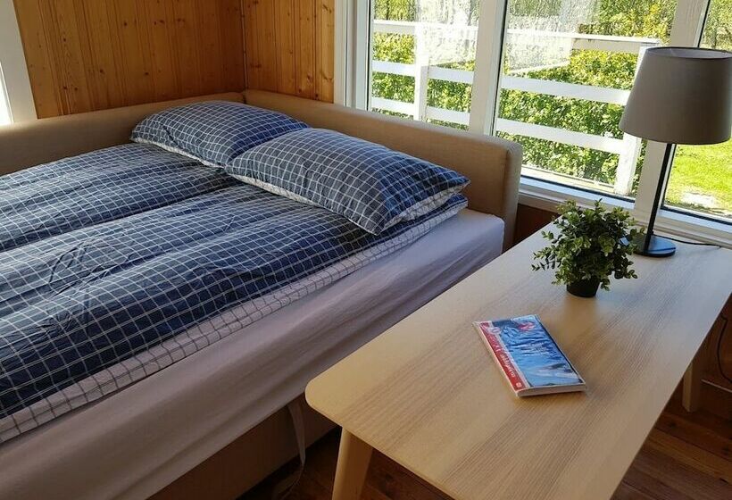 خانه 2 خوابه, Eyja Mörk & Bubble Bedroom