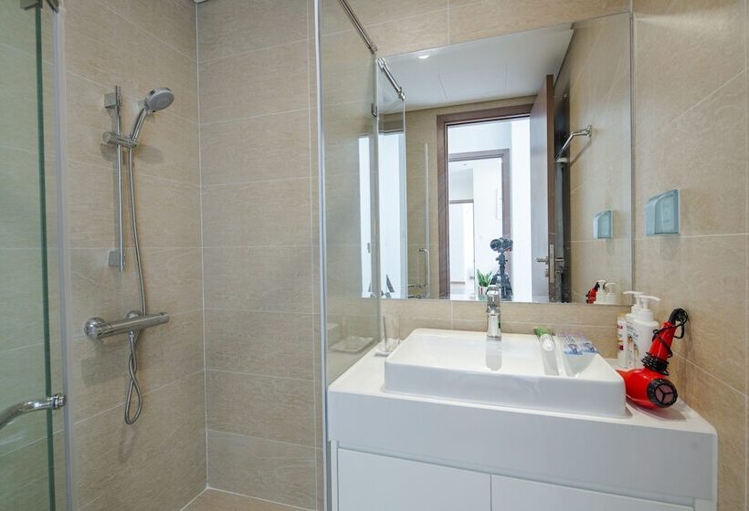 آپارتمان لوکس 2 خوابه, Luxury Apartment Vinhomes Skylake