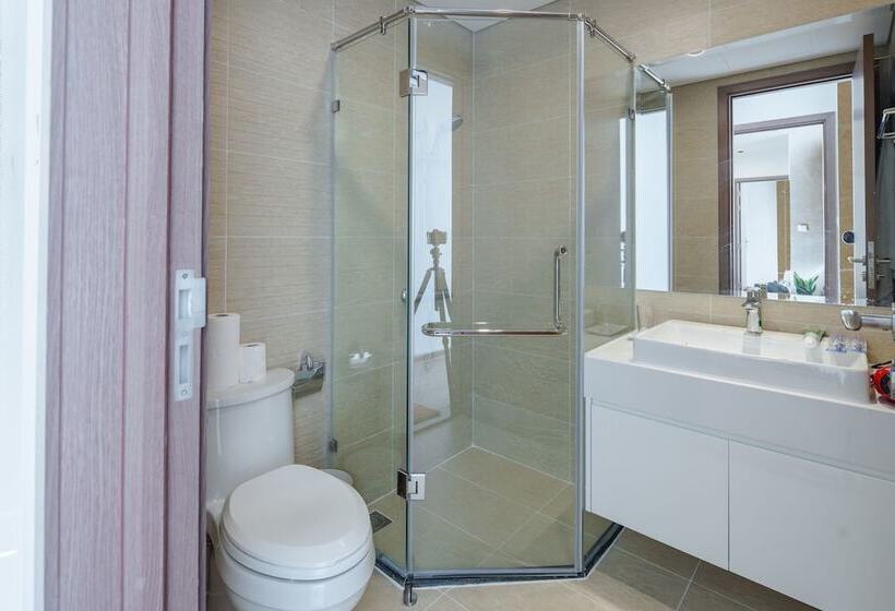 آپارتمان لوکس 2 خوابه, Luxury Apartment Vinhomes Skylake