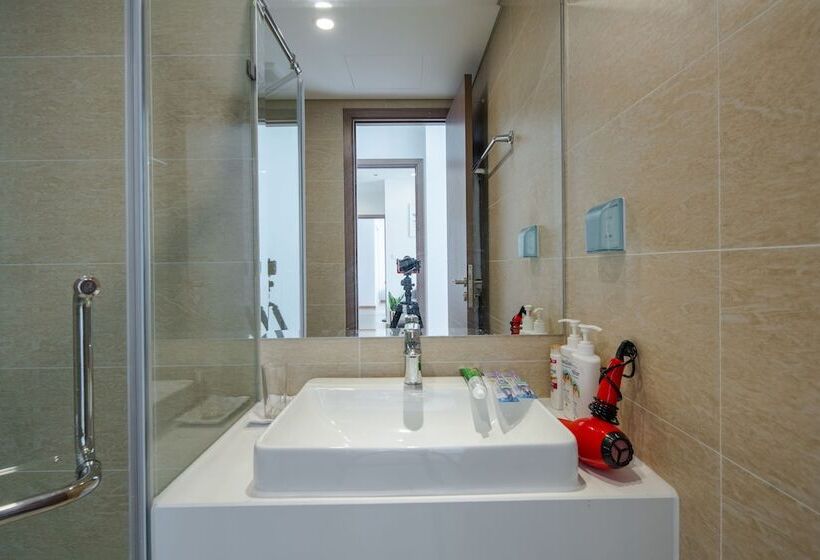 آپارتمان لوکس 2 خوابه, Luxury Apartment Vinhomes Skylake