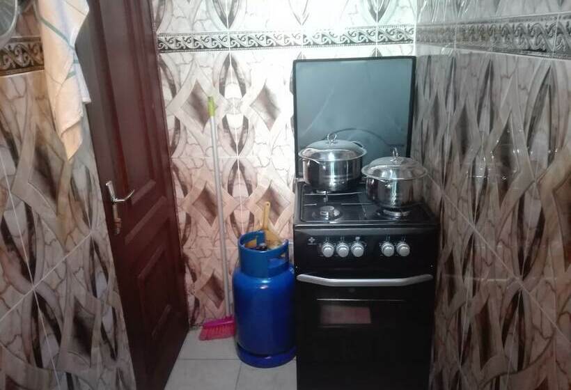 استودیوی لوکس, Njoya Residencia