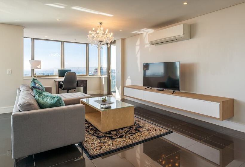 1 Bedroom Penthouse Apartment, Mirage Whosting