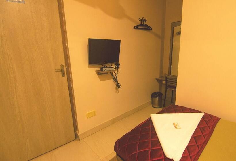 חדר דלוקס, Jjs Park Inn