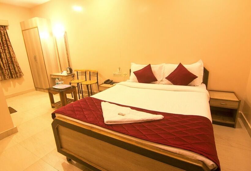 חדר דלוקס, Jjs Park Inn