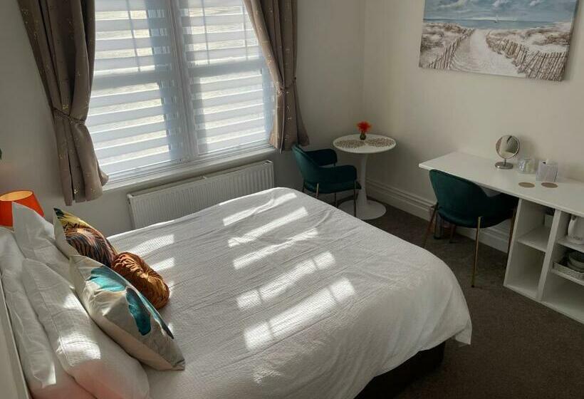 スタンダードルーム, Rivendell Guest House