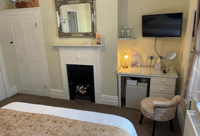 キングサイズベッドのスーペリアルーム, Rivendell Guest House