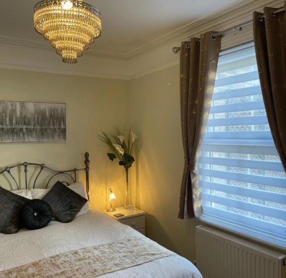 Номер Superior Кровать Кинг, Rivendell Guest House