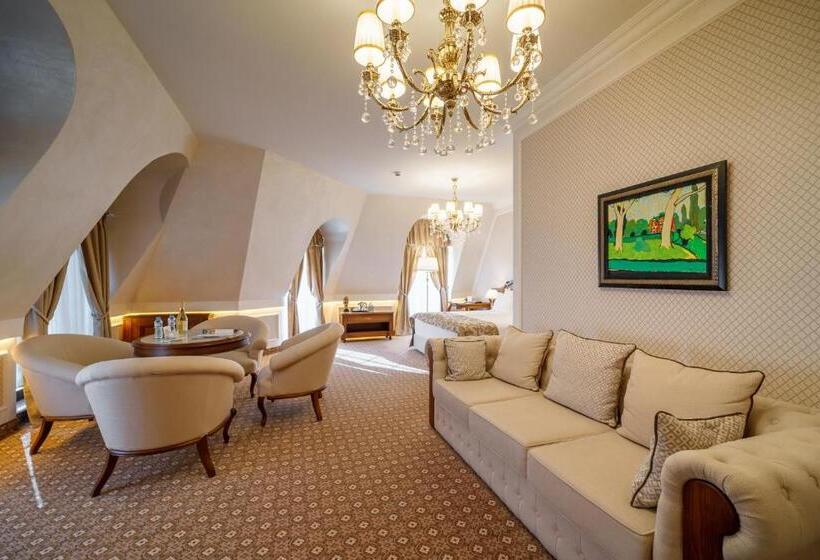 استودیوی استاندارد, Residence City Garden   Certificate Of Excellence 3rd Place In Top 10 Best Five Stars City Hotels Fo