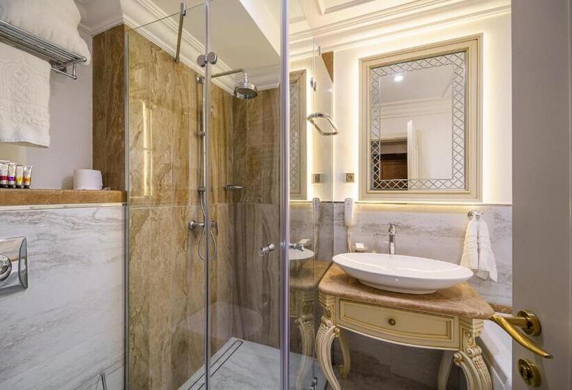 اتاق استاندارد, Residence City Garden   Certificate Of Excellence 3rd Place In Top 10 Best Five Stars City Hotels Fo