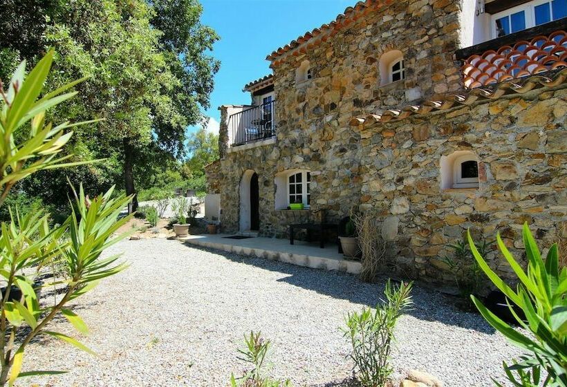 Апартаменты 1 Спальня, Hameau Des Claudins