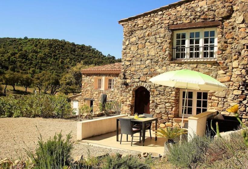 Апартаменты 1 Спальня, Hameau Des Claudins