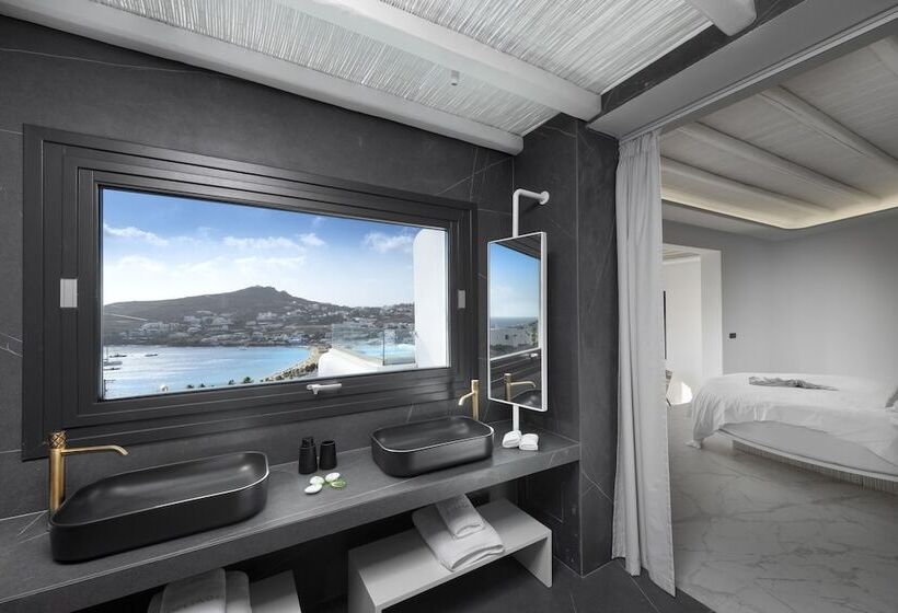 Люкс Вид на Море, Deliades