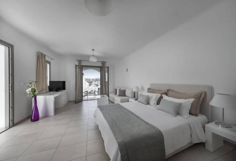 Номер Комфорт, Deliades