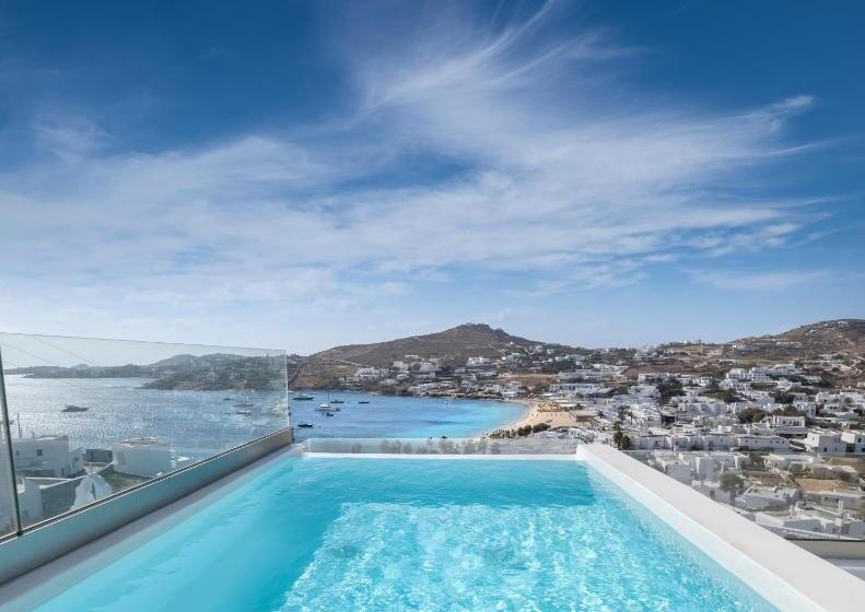 Люкс Вид на Море, Deliades