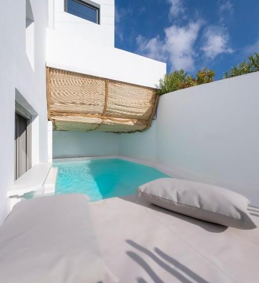 Люкс 2 Спальни, Deliades