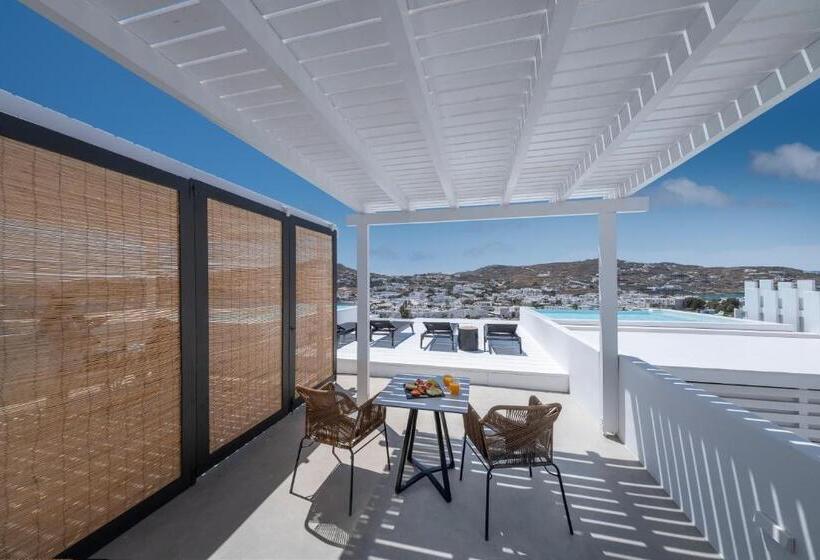 Люкс Кровать Кинг, Deliades