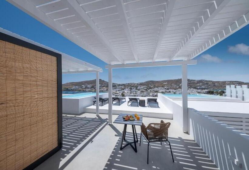 Люкс Кровать Кинг, Deliades