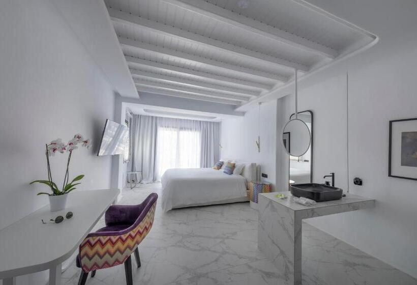 Люкс Повышенной Комфортности, Deliades