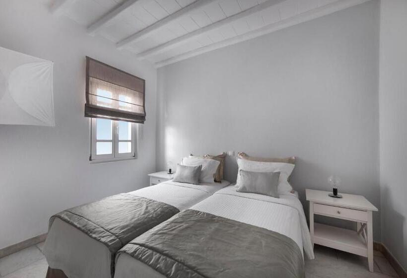 Люкс Вид на Море, Deliades