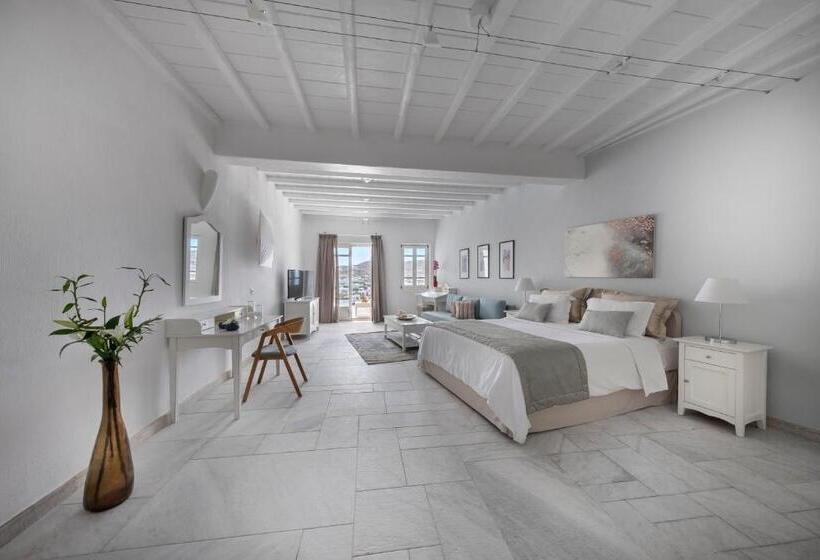 Люкс Вид на Море, Deliades